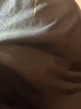 Miguel16i online show from March 3, 2025, 7:35 am