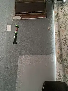 Miguel16i online show from March 3, 2025, 1:07 am