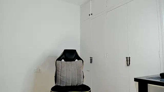dan01  online show from February 17, 2025, 12:27 pm