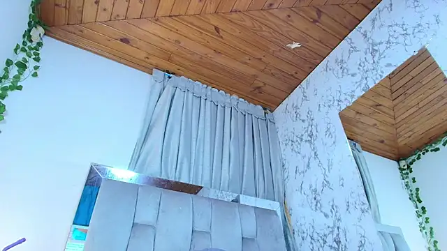 Eda Bonne online show from March 15, 2026, 12:34 pm