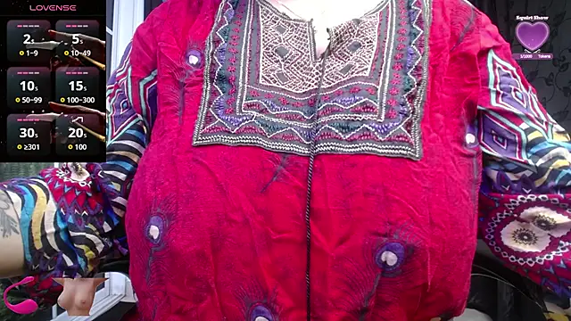 Snapshot of kalpanaaishaa chatting on October 25, 2025, 10:14 am kalpanaaishaa online show from October 25, 2025, 10:14 am