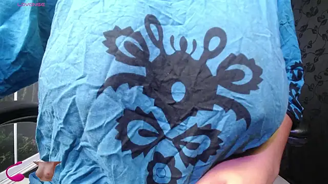 Snapshot of kalpanaaishaa chatting on October 1, 2025, 10:09 am kalpanaaishaa online show from October 1, 2025, 10:09 am