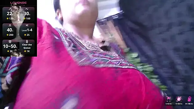 Snapshot of kalpanaaishaa chatting on October 13, 2025, 10:06 am kalpanaaishaa online show from October 13, 2025, 10:06 am