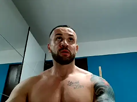 Magnificmuscles89 online show from February 11, 2025, 9:46 pm