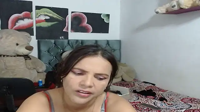 manzanahot9 online show from January 19, 2025, 12:06 am
