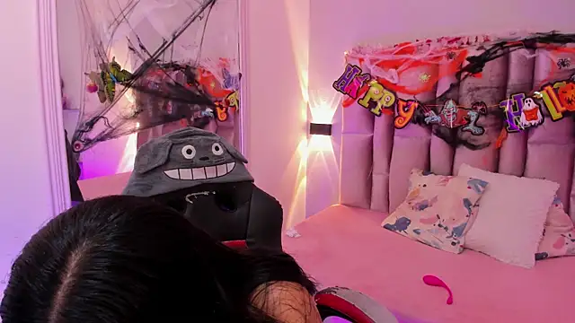 NikyBrookss online show from October 17, 2025, 11:23 am