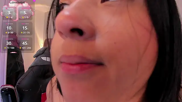 NikyBrookss online show from September 18, 2025, 11:24 am