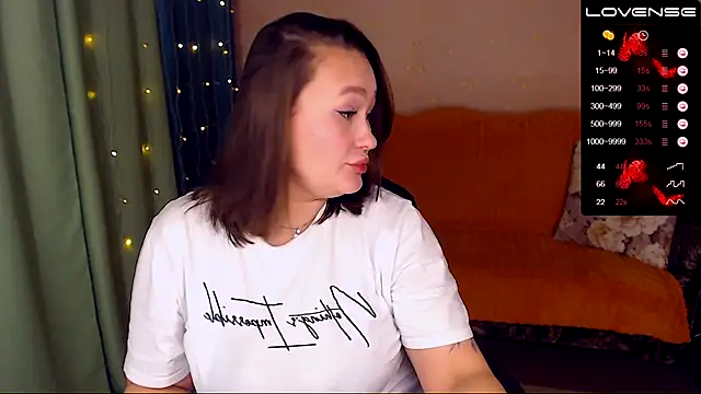 Snapshot of Cutie-Melanie chatting on December 6, 2024, 12:22 pm Cutie-Melanie online show from December 6, 2024, 12:22 pm