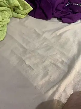 couple shy online show from December 22, 2025, 2:11 am