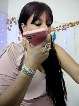 kristal ktl online show from September 10, 2025, 1:04 am