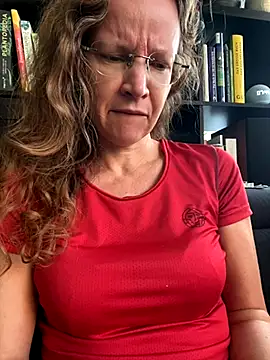 AnnikaRose online show from September 30, 2025, 5:46 am