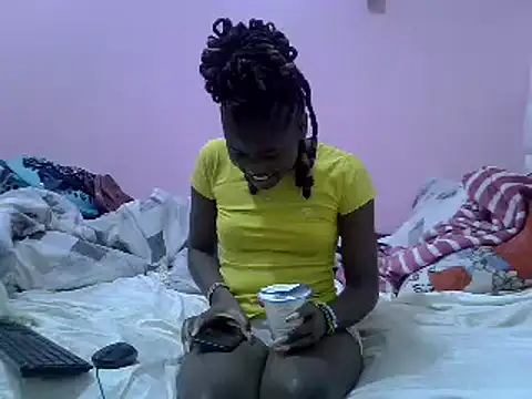 Snapshot of sweet_vine chatting on December 22, 2024, 12:49 pm sweet vine online show from December 22, 2024, 12:49 pm