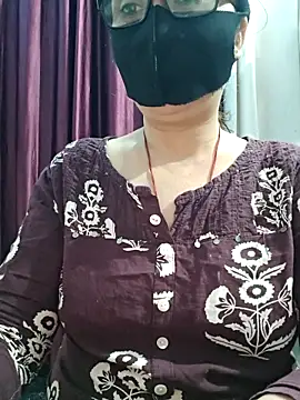 Snapshot of Aishwaryaa_69 chatting on February 19, 2026, 7:38 am Aishwaryaa 69 online show from February 19, 2026, 7:38 am