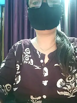 Snapshot of Aishwaryaa_69 chatting on October 12, 2025, 4:25 am Aishwaryaa 69 online show from October 12, 2025, 4:25 am