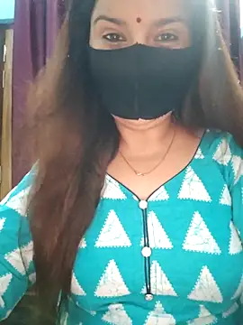 Snapshot of Aishwaryaa_69 chatting on October 4, 2025, 3:52 am Aishwaryaa 69 online show from October 4, 2025, 3:52 am