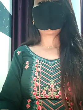 Aishwaryaa 69 online show from February 26, 2025, 3:32 pm
