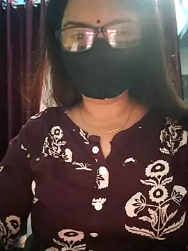 Snapshot of Aishwaryaa_69 chatting on September 28, 2025, 8:10 am Aishwaryaa 69 online show from September 28, 2025, 8:10 am