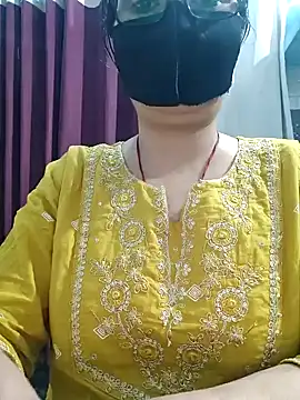 Aishwaryaa 69 online show from May 8, 2026, 2:48 am