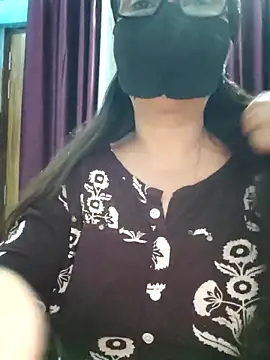 Snapshot of Aishwaryaa_69 chatting on September 22, 2025, 10:10 am Aishwaryaa 69 online show from September 22, 2025, 10:10 am