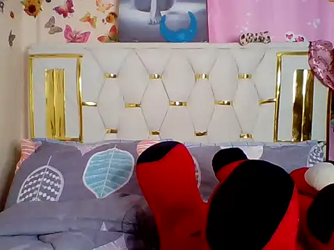 Snapshot of Pretty_vw chatting on March 11, 2025, 4:41 am Pretty vw online show from March 11, 2025, 4:41 am