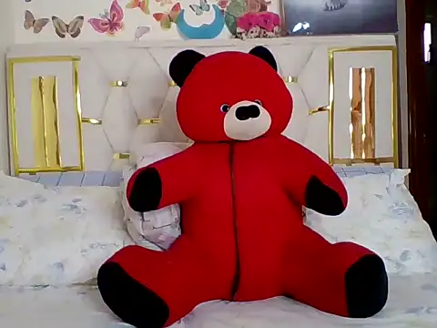 Snapshot of Pretty_vw chatting on February 12, 2025, 3:16 pm Pretty vw online show from February 12, 2025, 3:16 pm