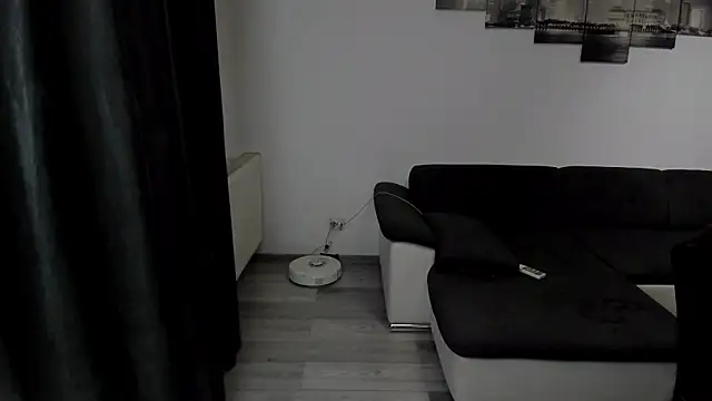 Snapshot of Richarddarell1 chatting on September 27, 2025, 4:40 am Richarddarell1 online show from September 27, 2025, 4:40 am