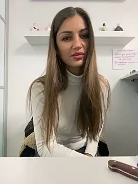 Snapshot of Lanaa19 chatting on February 6, 2025, 1:10 pm Lanaa19 online show from February 6, 2025, 1:10 pm