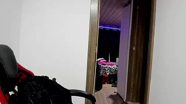 Sweet-Suck69 online show from February 11, 2025, 2:57 am