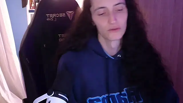 MemiKouki online show from February 24, 2026, 6:20 pm