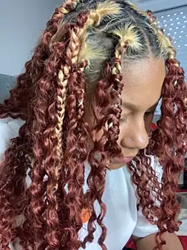 Snapshot of MaryAlbuquerque chatting on October 13, 2025, 6:31 pm MaryAlbuquerque online show from October 13, 2025, 6:31 pm