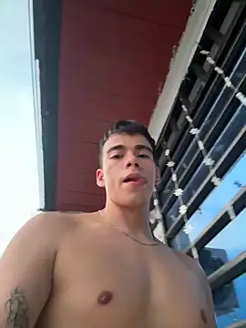 Snapshot of its_liam18 chatting on March 9, 2025, 11:14 pm its liam18 online show from March 9, 2025, 11:14 pm