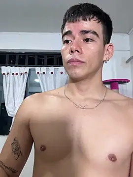 Snapshot of its_liam18 chatting on March 11, 2025, 1:59 am its liam18 online show from March 11, 2025, 1:59 am