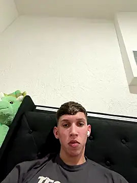 Jose rz online show from December 14, 2025, 2:18 am