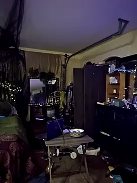 Snapshot of Avaivory chatting on March 17, 2025, 9:01 am Avaivory online show from March 17, 2025, 9:01 am