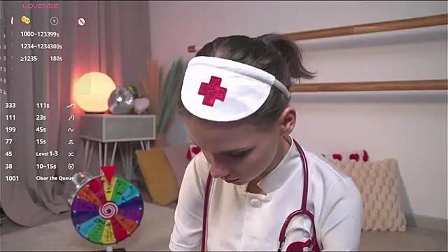 Snapshot of Elation_Evy chatting on October 10, 2025, 1:17 am Elation Evy online show from October 10, 2025, 1:17 am