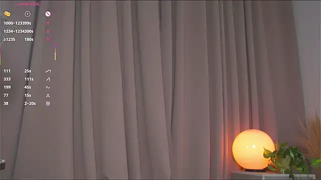 Snapshot of Elation_Evy chatting on September 20, 2025, 12:04 am Elation Evy online show from September 20, 2025, 12:04 am