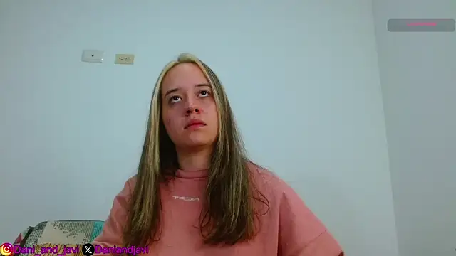 Snapshot of Dani_javi chatting on February 18, 2025, 3:10 am Dani javi online show from February 18, 2025, 3:10 am