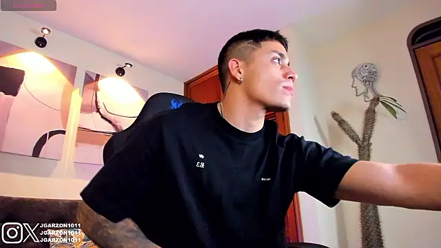 Snapshot of _joansoto chatting on February 9, 2026, 12:47 pm joansoto online show from February 9, 2026, 12:47 pm