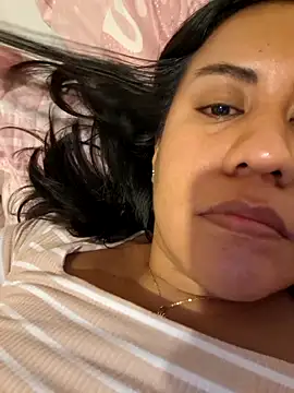 Snapshot of KasiaVenus_ chatting on October 15, 2025, 2:43 am KasiaVenus  online show from October 15, 2025, 2:43 am