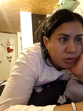 Snapshot of KasiaVenus_ chatting on February 2, 2025, 9:02 pm KasiaVenus  online show from February 2, 2025, 9:02 pm