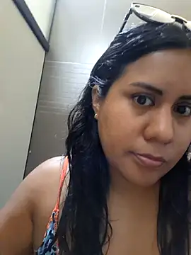 Snapshot of KasiaVenus_ chatting on March 11, 2025, 7:25 pm KasiaVenus  online show from March 11, 2025, 7:25 pm