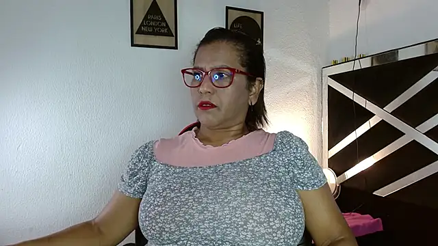 elizabeth mature23 online show from November 13, 2025, 12:53 pm