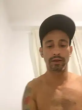 Snapshot of Ney-sp chatting on October 6, 2025, 10:43 pm Ney-sp online show from October 6, 2025, 10:43 pm