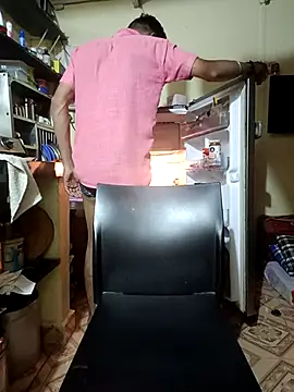 saggy1218 online show from February 8, 2026, 11:24 pm