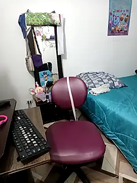 yournaughtyandsexyprinces online show from September 20, 2025, 4:28 am