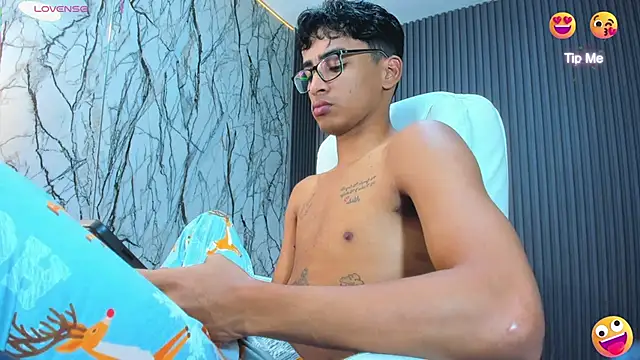 Snapshot of allens_joe chatting on October 8, 2025, 4:03 am allens joe online show from October 8, 2025, 4:03 am