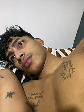 Snapshot of allens_joe chatting on March 14, 2025, 1:27 am allens joe online show from March 14, 2025, 1:27 am