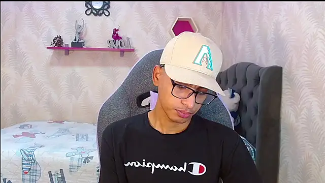 Snapshot of allens_joe chatting on March 7, 2025, 1:40 pm allens joe online show from March 7, 2025, 1:40 pm