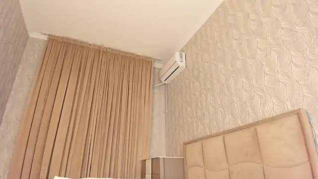 heyheyneko online show from March 14, 2026, 10:05 pm