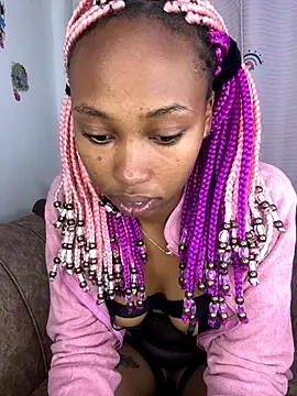 Snapshot of NASTY_BOBO chatting on October 9, 2025, 11:27 pm NASTY BOBO online show from October 9, 2025, 11:27 pm